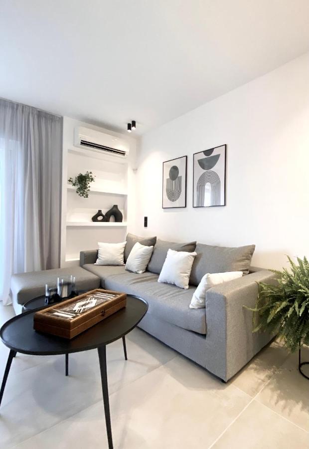 Seafront Apartment By C2C Architects Kalivia Thorikou Экстерьер фото